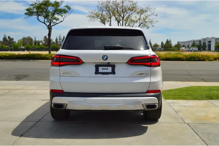 $27995 : Used 2020 X5 xDrive40i Sports image 4