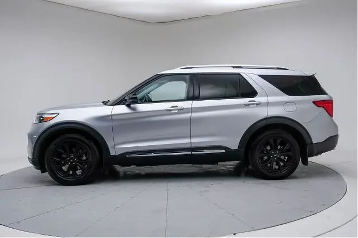 $28950 : Ford Explorer 2022 AWD Limit image 6