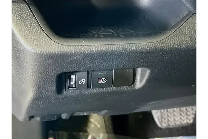 $25800 : Toyota RAV4 2024 XLE 4dr SUV image 10