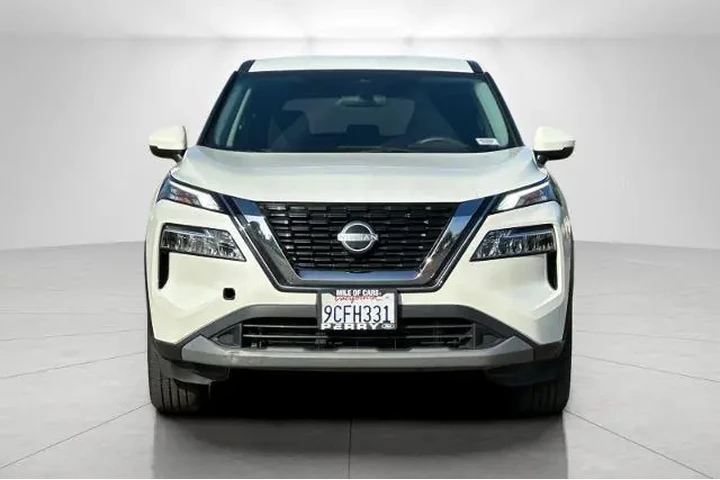 $20995 : Nissan Rogue 2023 SV 4dr Cro image 8