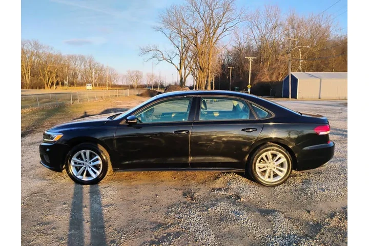 $12997 : 2020 Passat S image 9