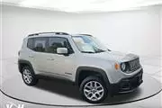 Pre-Owned 2016 Renegade Latit en Milwaukee