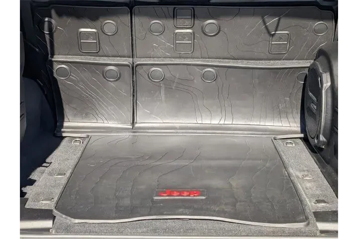 $27799 : Jeep Wrangler Unlimited 2018 image 7