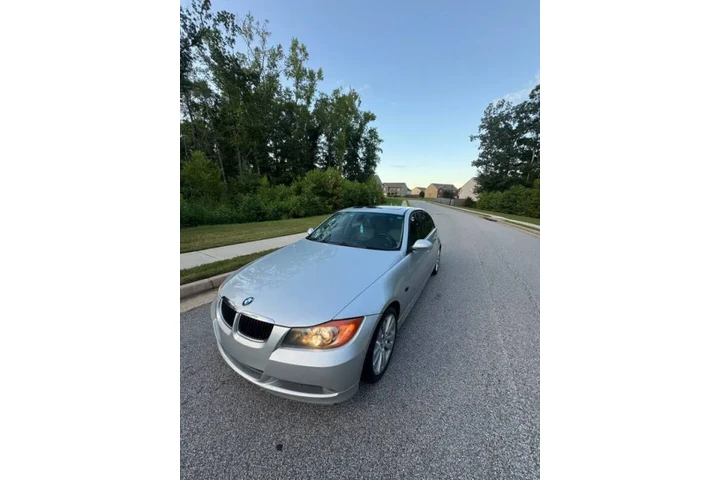 $4500 : 2006 BMW 3 Series 325i image 2