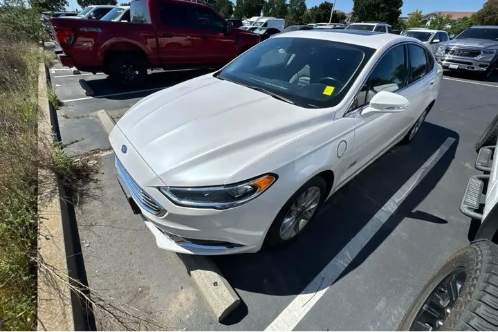 $11222 : Ford Fusion Energi 2018 SE L image 1