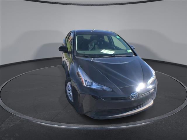 $24000 : PRE-OWNED 2022 TOYOTA PRIUS L image 3