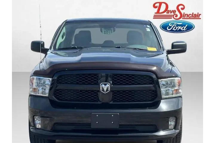 $14888 : Ram 1500 2015 4x4 Express 4d image 2