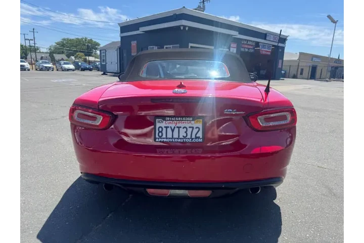 $12998 : 2017 FIAT 124 Spider Lusso image 6