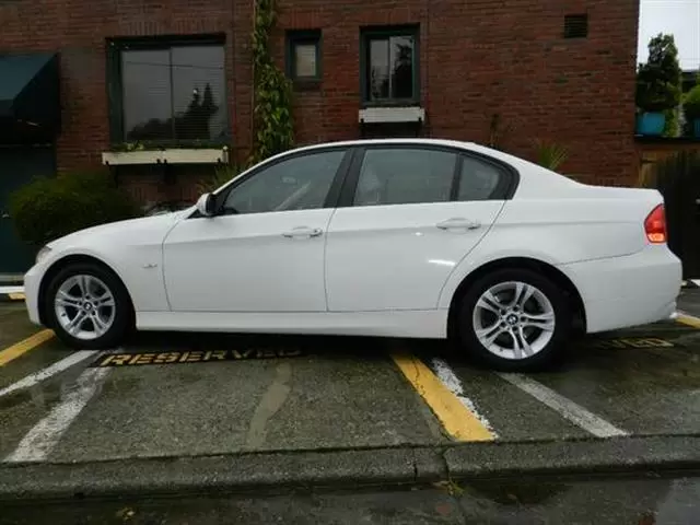 $3500 : 2009 BMW 328i Sedan image 1