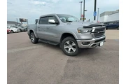 2022 1500 Laramie en North Dakota