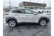 $18431 : Hyundai KONA 2023 AWD SEL 4d thumbnail