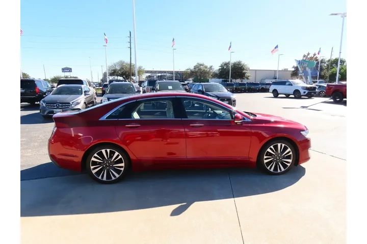 $20999 : Lincoln MKZ 2019 Reserve II image 10