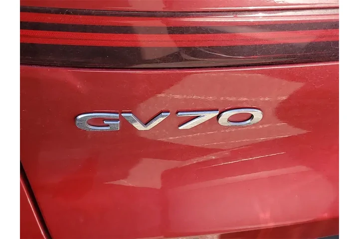 $29995 : Genesis GV70 2022 AWD 2.5T S image 9