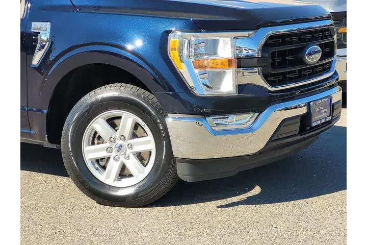 $32032 : Ford F-150 2021 4x2 XLT 4dr image 6