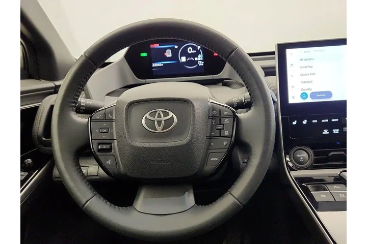 $25998 : Toyota bZ4X 2024 AWD XLE 4dr image 10