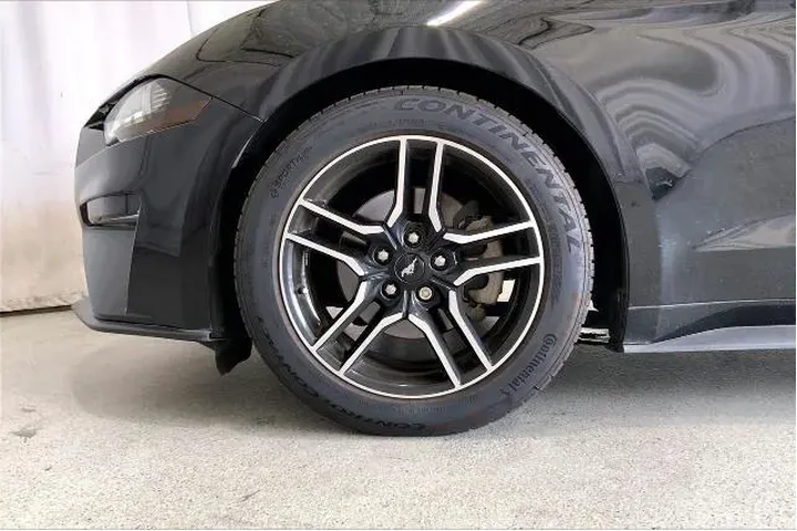 $16811 : Ford Mustang 2018 EcoBoost 2 image 6