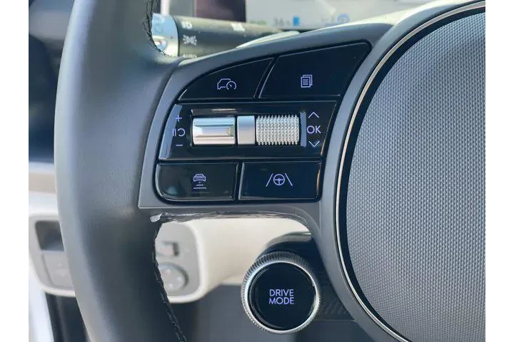 $31384 : Hyundai IONIQ 6 2025 SEL 4dr image 8