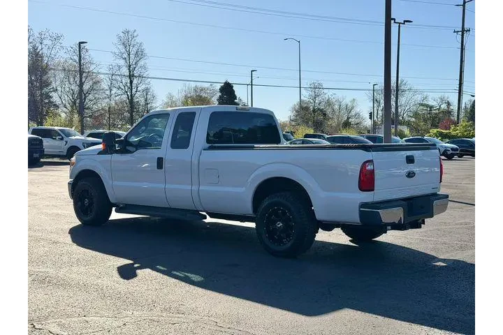 $17800 : Ford F-250 Super Duty 2015 4 image 5
