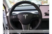 $27990 : Tesla Model Y 2023 AWD 4dr C thumbnail