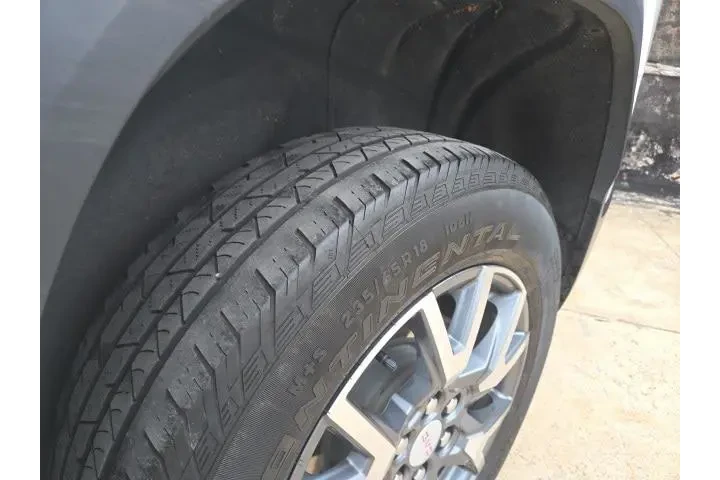 $25990 : GMC Acadia 2023 SLT 4dr SUV image 7