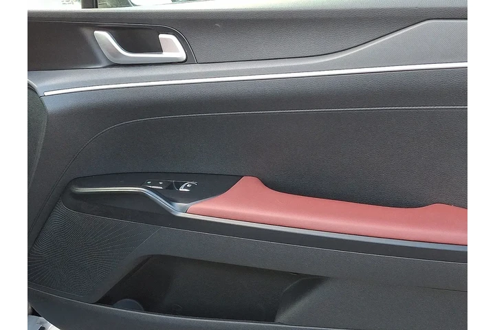 $22979 : Kia K5 2021 GT-Line 4dr Seda image 8