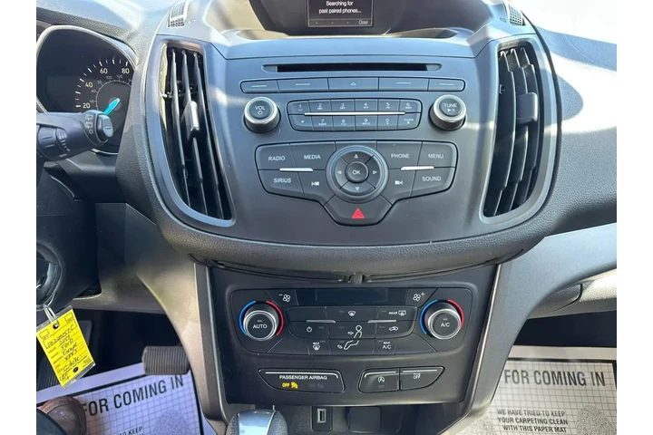 $8000 : 2017 FORD ESCAPE2017 FORD ESC image 9