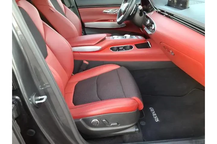 $31999 : Genesis GV70 2022 AWD 2.5T S image 9