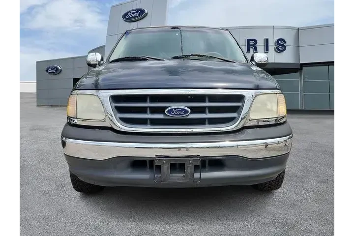$8988 : Ford F-150 2001 2dr Standard image 2