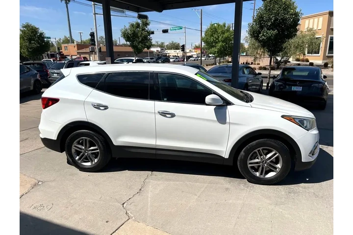2017 Santa Fe Sport 2.4 FWD image 4