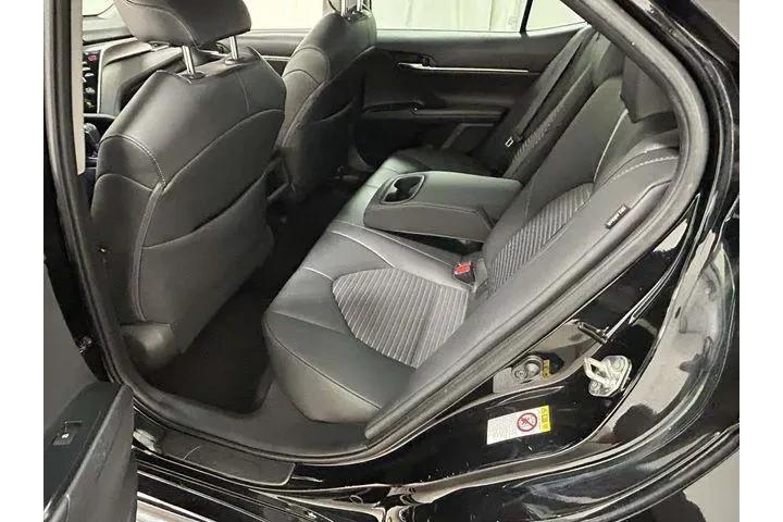 $9985 : Toyota Camry 2018 SE 4dr Sed image 8