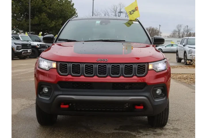 $24577 : Jeep Compass 2025 4x4 Trailh image 3