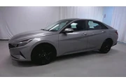 $20095 : Hyundai ELANTRA 2023 SEL 4dr thumbnail