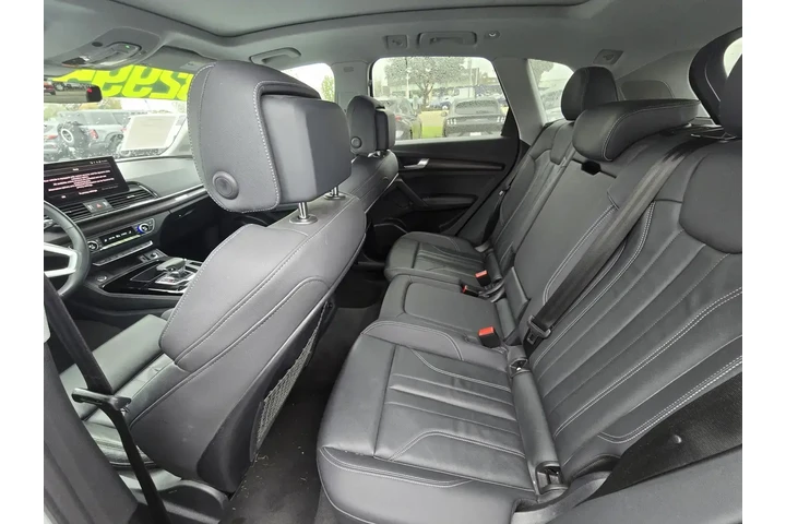 $30290 : Audi Q5 2024 AWD quattro S l image 10