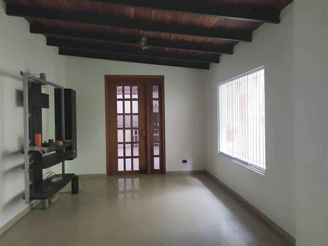 $225000 : HOUSE FOR SALE IN VENEZUELA image 5