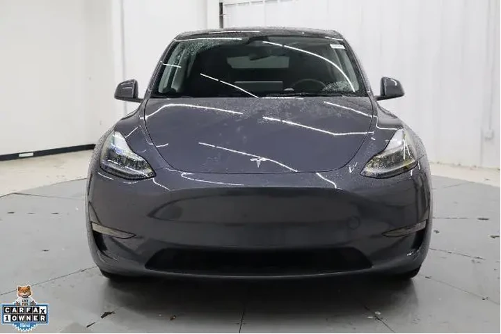 $31795 : Tesla Model Y 2023 4dr Cross image 3