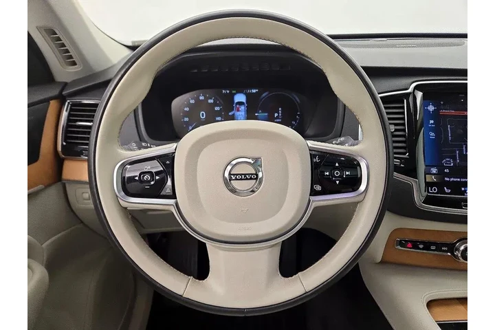 $37998 : Volvo XC90 Recharge 2021 eAW image 10