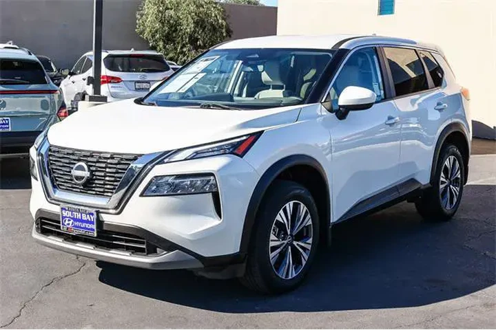 $16995 : Nissan Rogue 2023 SV 4dr Cro image 3