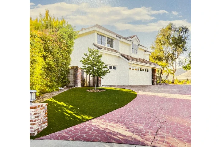 Professional Painter image 3