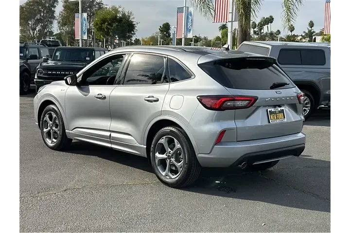 $25000 : Ford Escape 2024 ST-Line 4dr image 4
