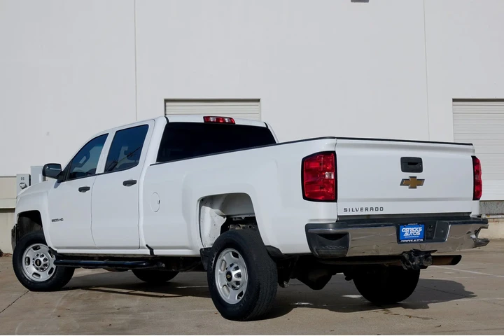 $11990 : 2018 Silverado 2500HD WT image 4