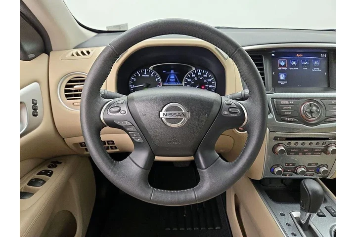 $17998 : Nissan Pathfinder 2017 SL 4d image 10