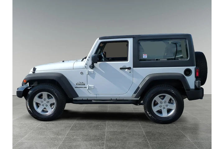 Jeep Wrangler 2015 image 2
