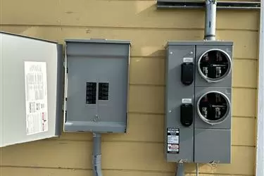 ELECTRICISTA 3104088435 en Los Angeles