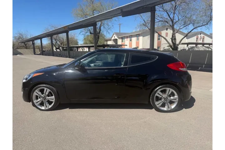 $8995 : 2013 Veloster image 2