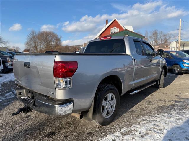 $8990 : 2010 Tundra image 6