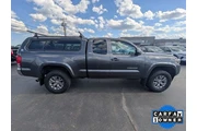 $29110 : Toyota Tacoma 2016 4x4 SR5 V thumbnail