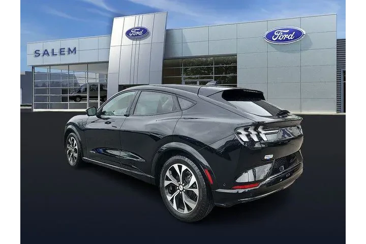 $33453 : Ford Mustang Mach-E 2023 AWD image 4