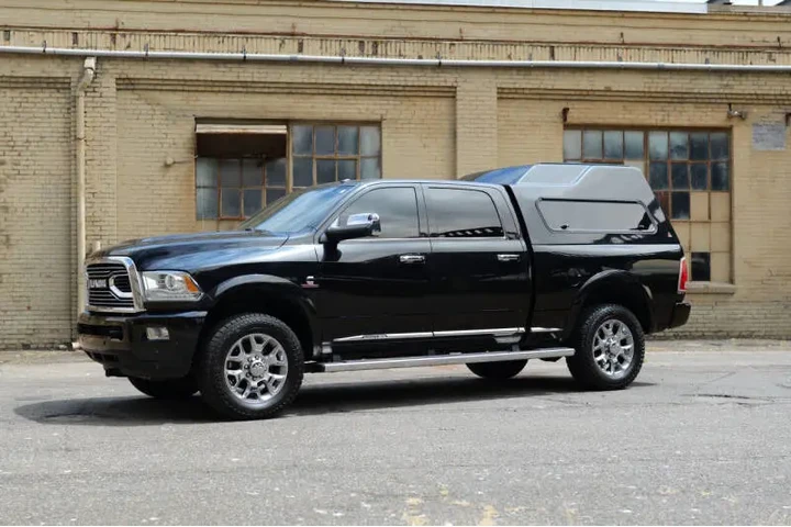 $40988 : 2016 RAM 3500 Laramie Limited image 4