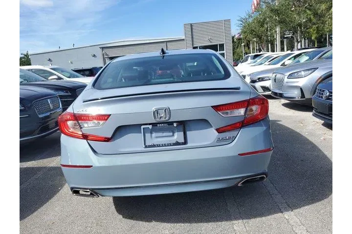 $19490 : Honda Accord 2021 Sport Spec image 5