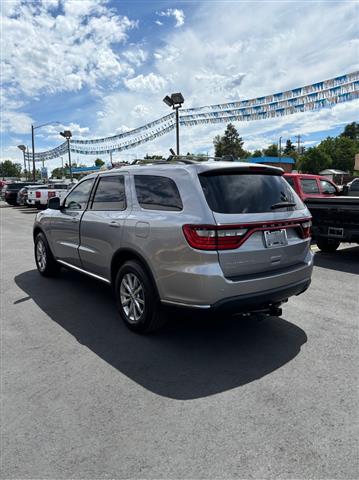 2017 Durango SXT AWD image 4